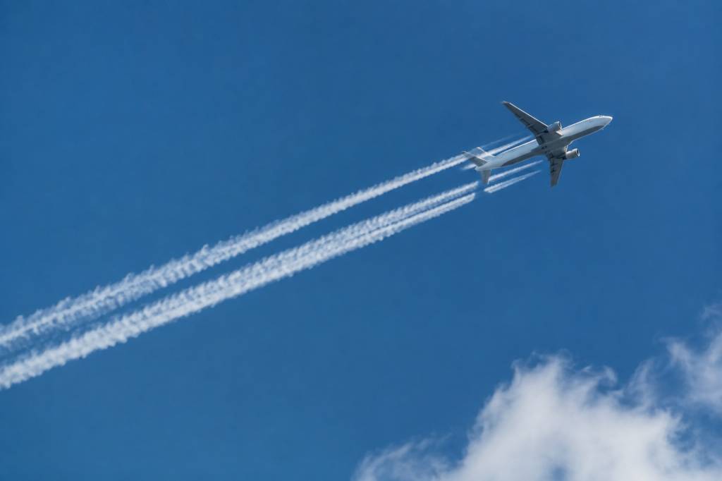 Chemtrail definition : comprendre la définition et les faits scientifiques