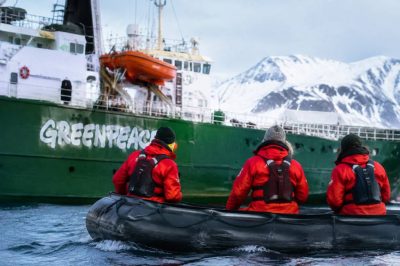 Quelles actions Greenpeace mène-t-elle pour protéger l’environnement ?